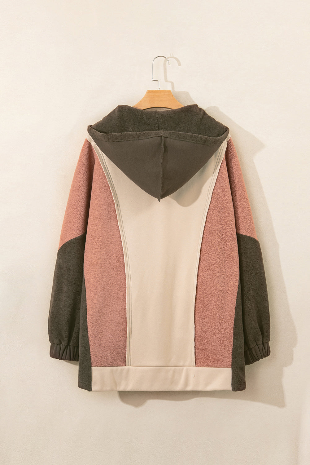 Sweat a capuche haut et bas surdimensionné en patchwork de blocs de couleurs