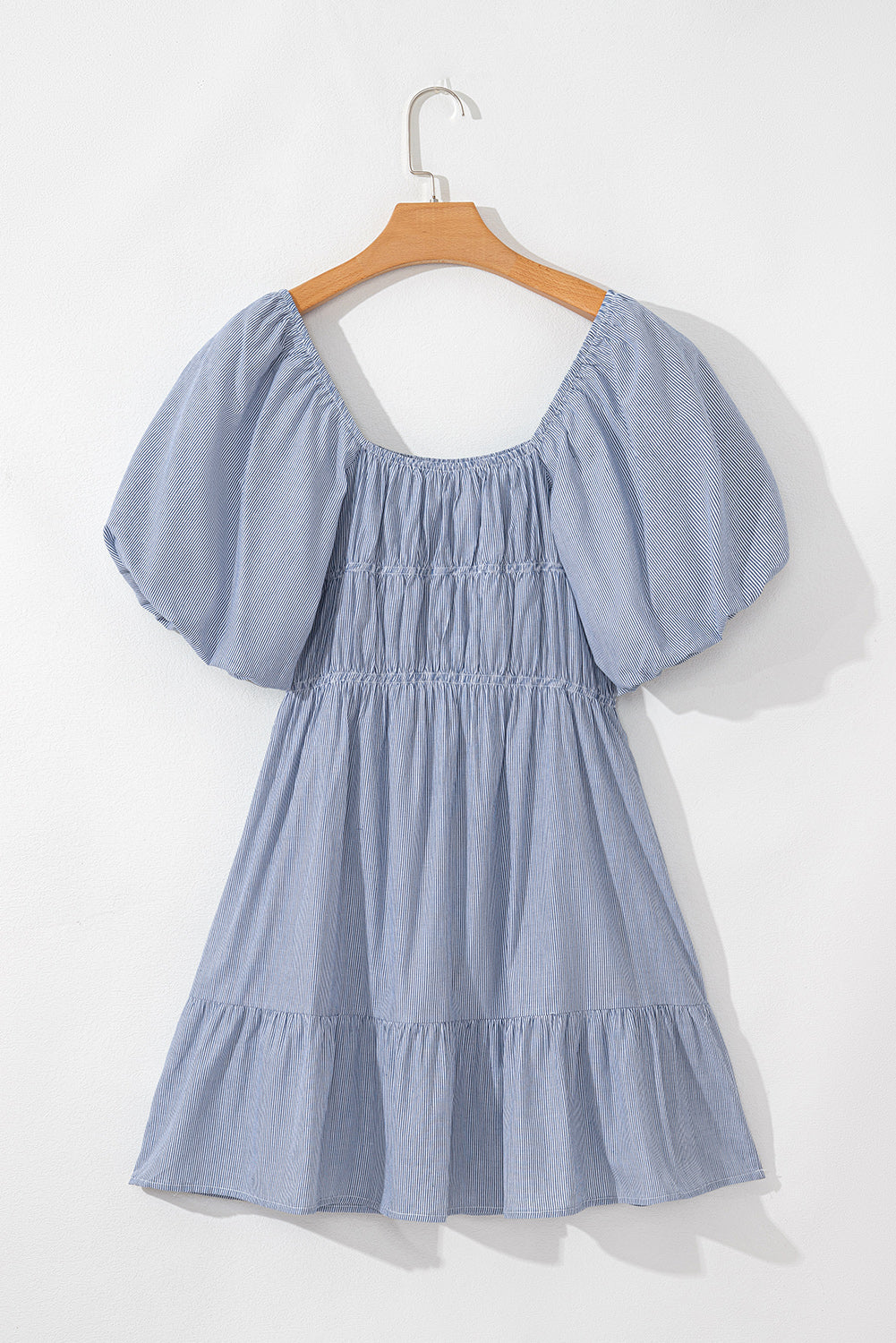 Robe babydoll à manches bouffantes, col carré, froncée et poches