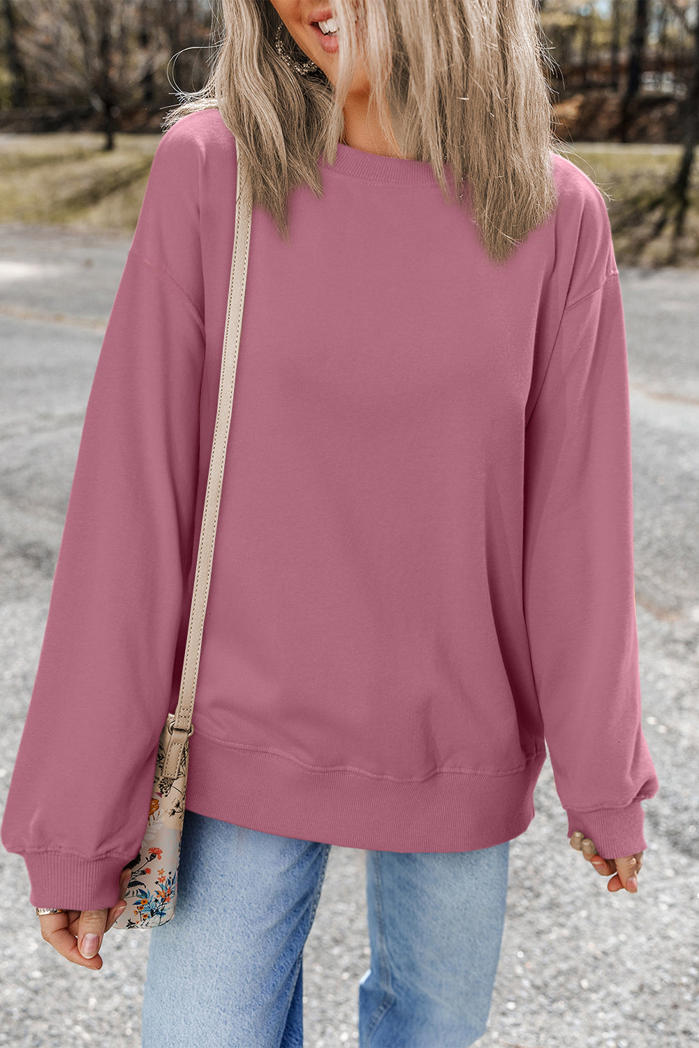 Sweat-shirt uni a col rond et épaules tombantes