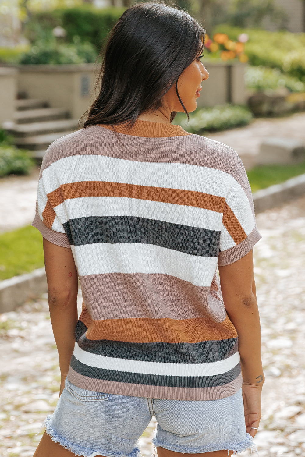 Pull t-shirt a col rond en tricot rayé
