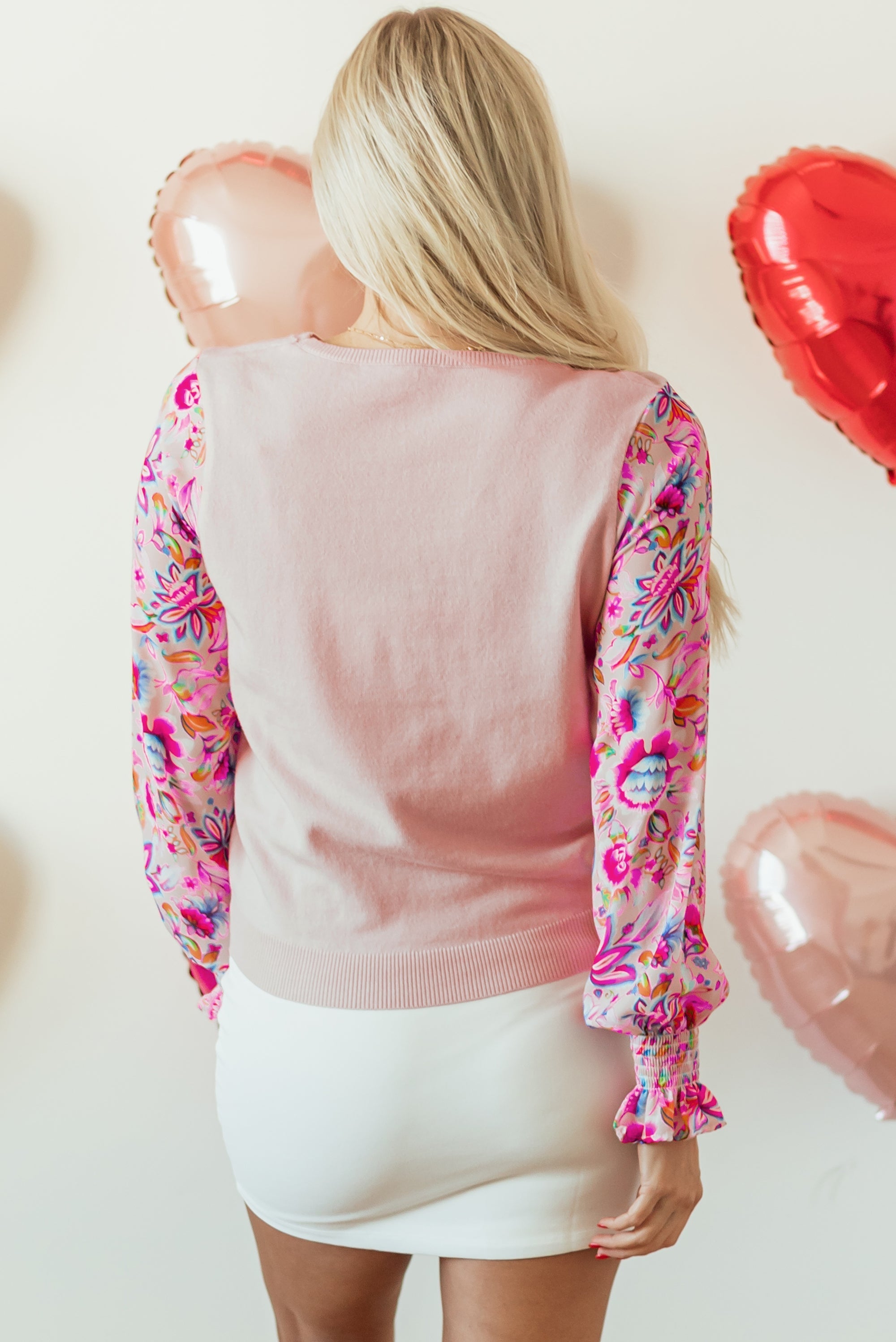 Haut en tricot a manches lanterne smockées et patchwork imprimé floral