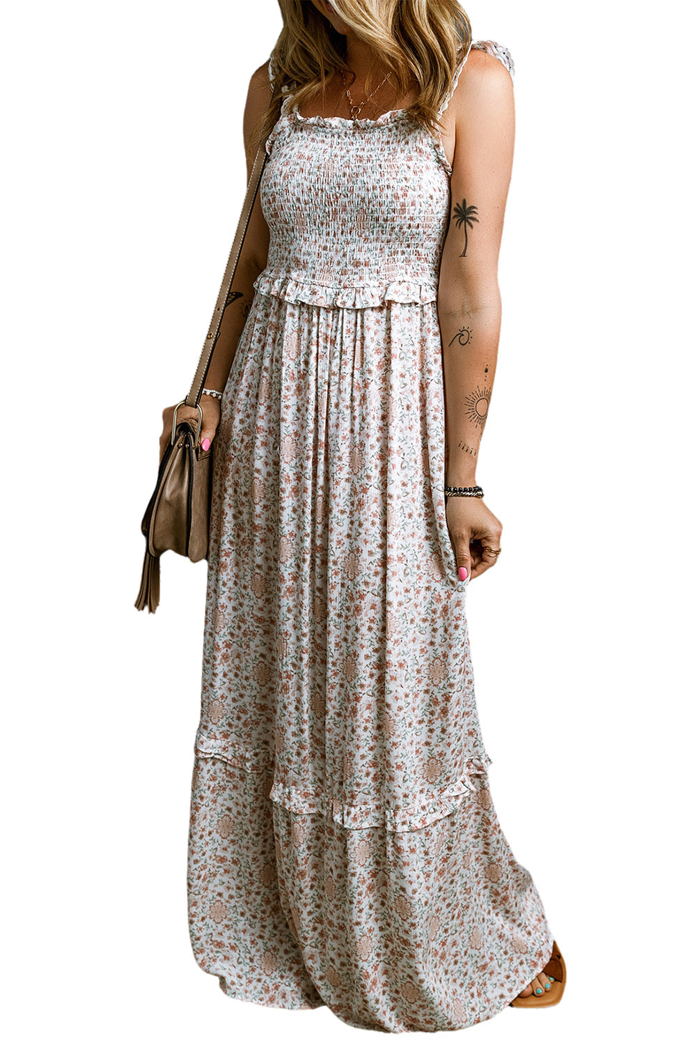 Robe longue florale froncée à bretelles et à volants en dentelle