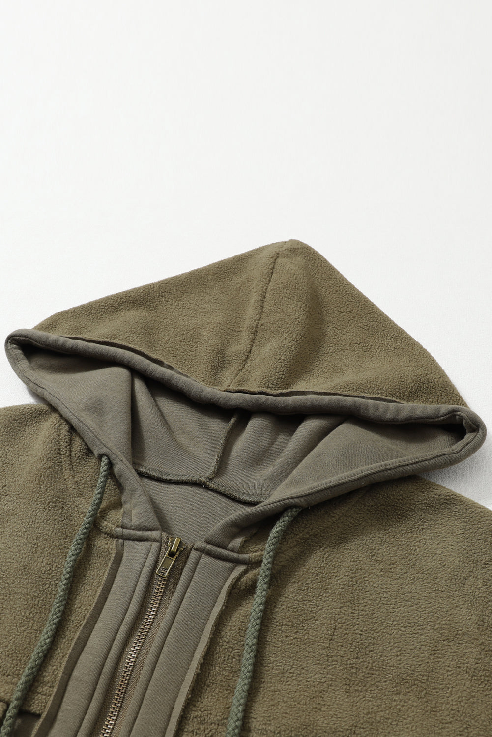Veste verte zippée a capuche et cordon de serrage avec poche a rabat