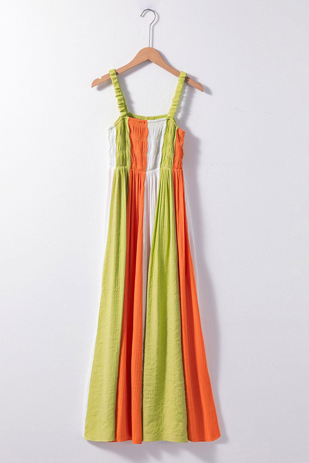 Robe longue évasée taille haute froncée color block