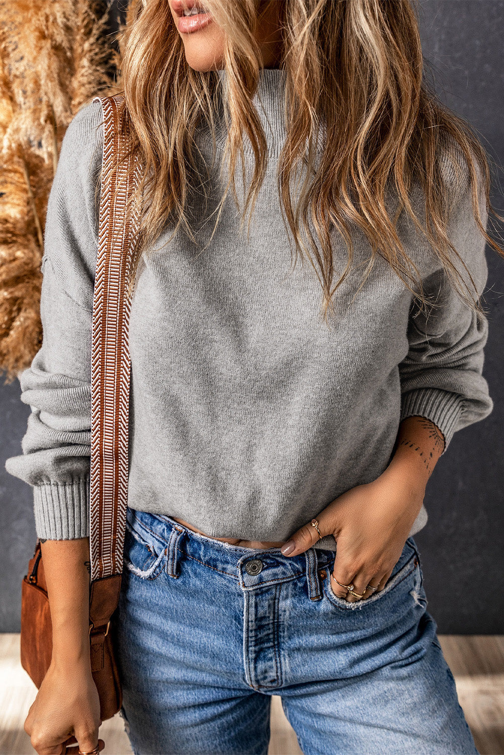 Pull en tricot à col roulé, épaules tombantes et manches bulles