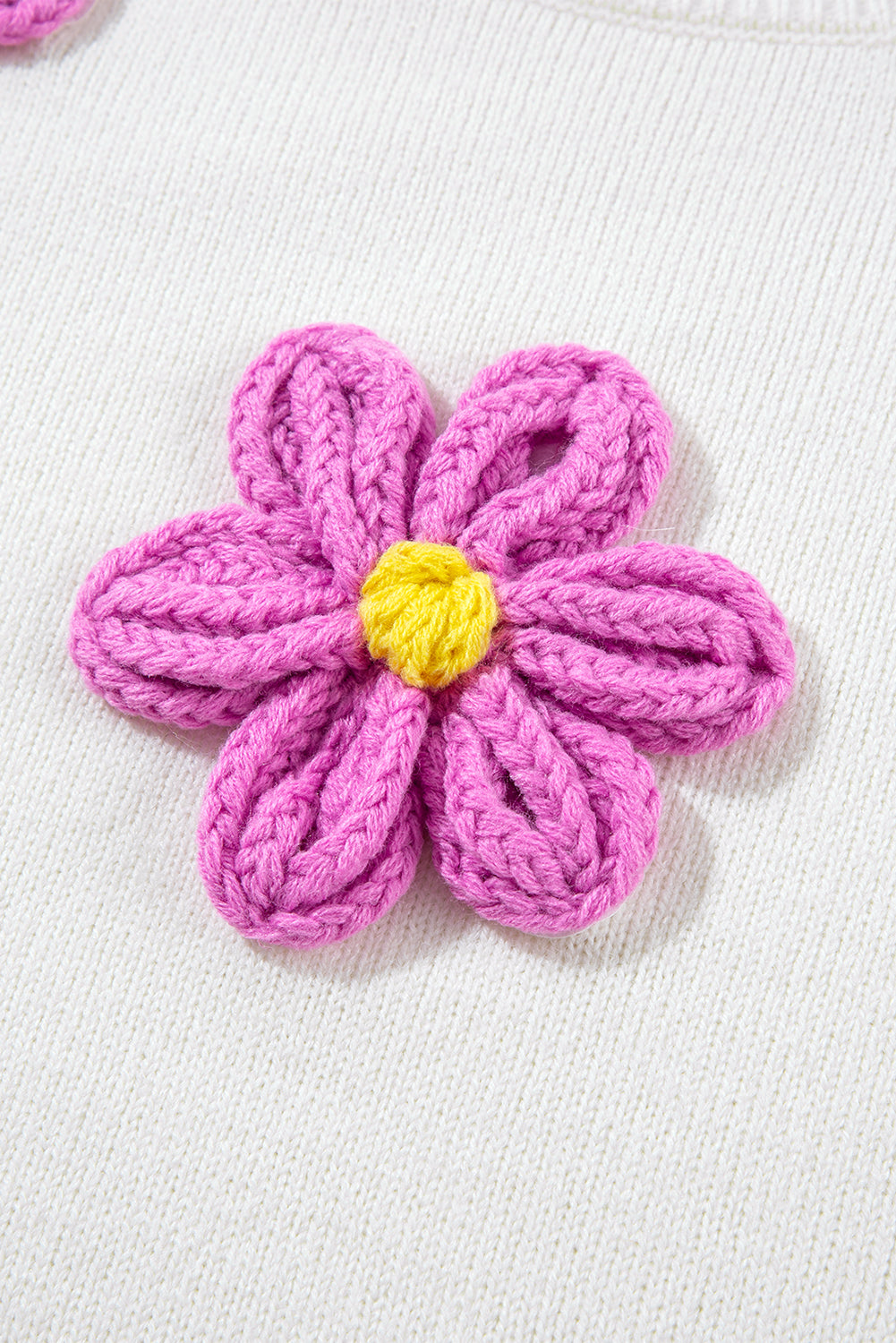Pull en grosse maille au crochet floral
