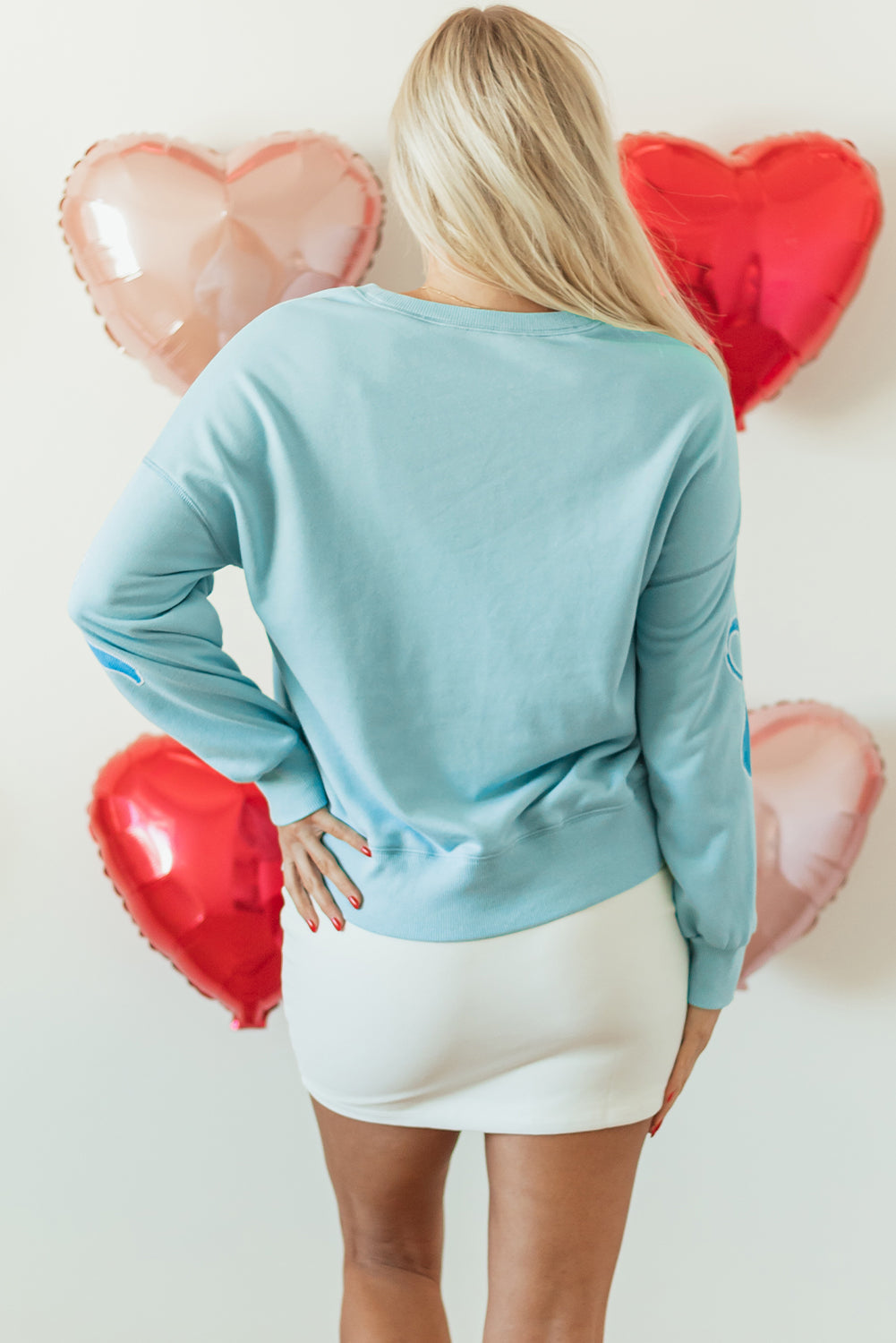 Sweat-shirt oversize à épaules tombantes et nœud papillon pailleté