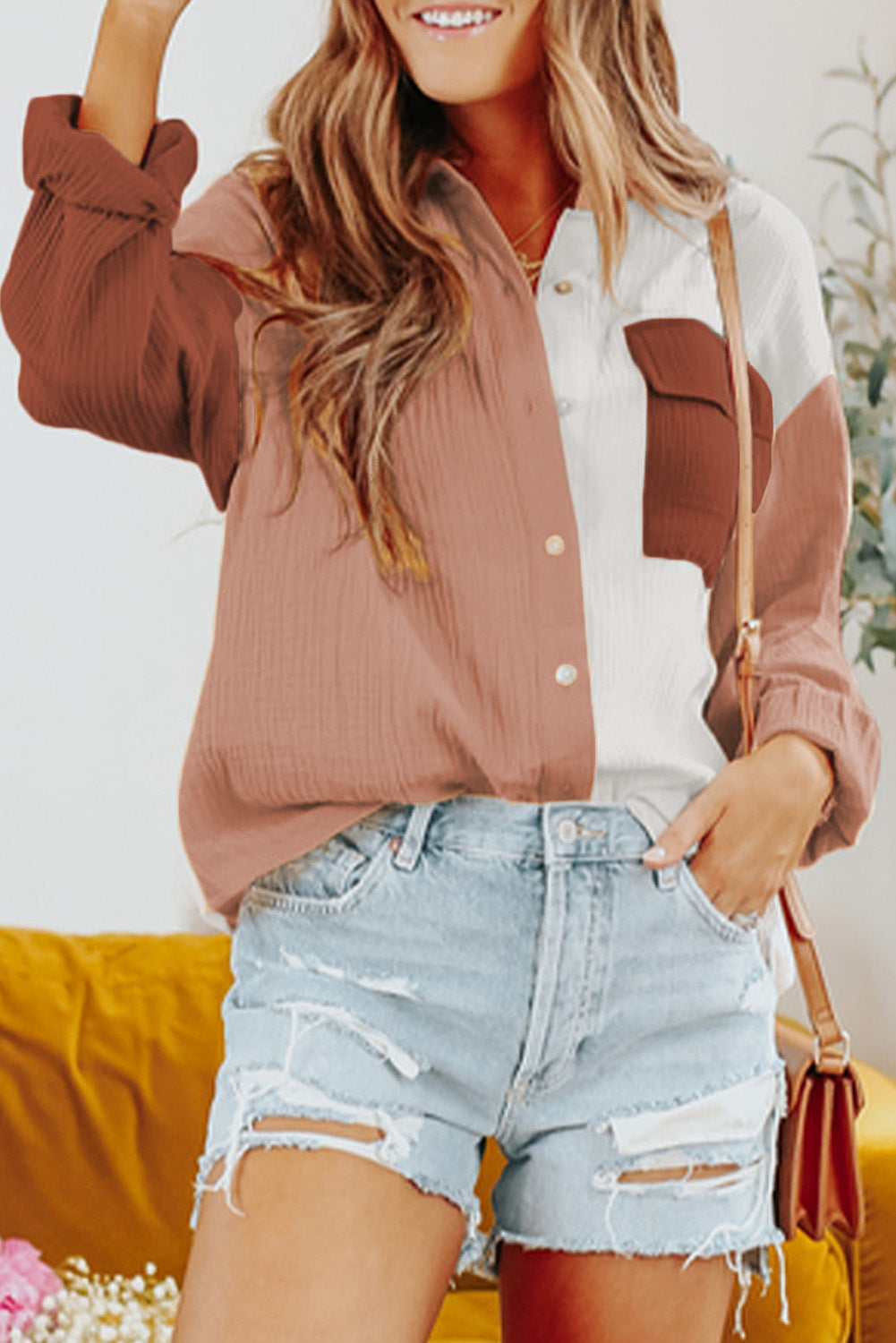 Chemise à manches longues texturée en blocs de couleurs avec poche