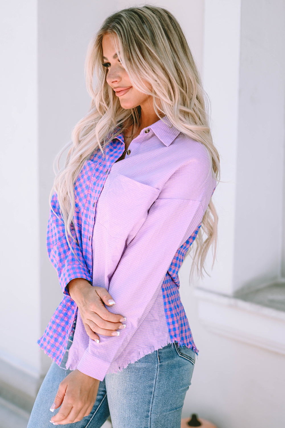 Chemise boutonnée à carreaux mélangés à manches longues et poche poitrine