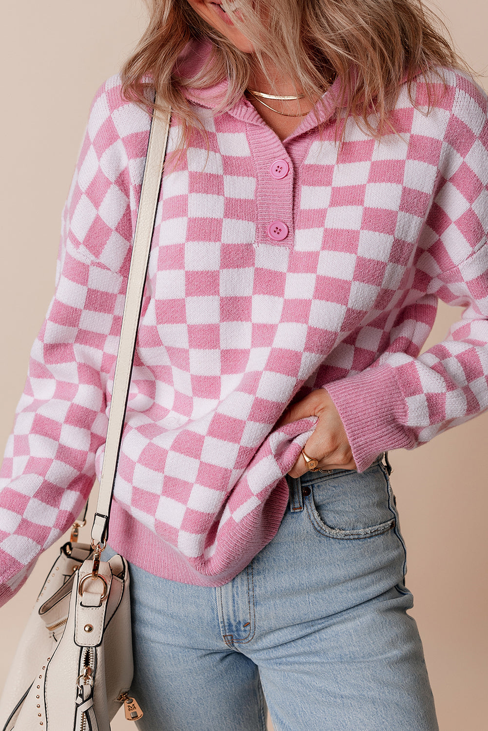 Pull à carreaux et boutons, col en V, épaules tombantes