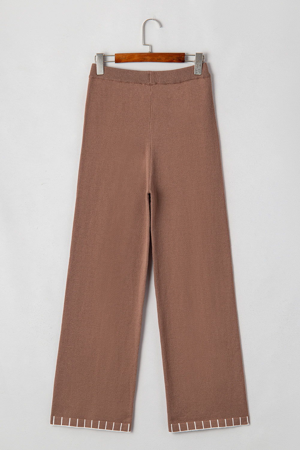 Pantalon tricoté taille haute a jambe droite