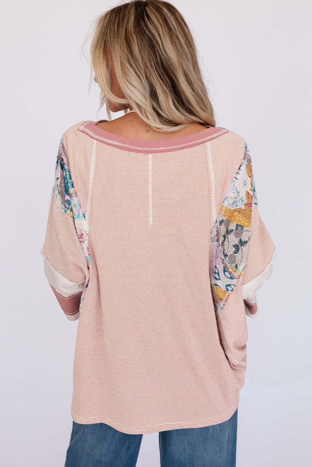 Haut oversize patchwork a fines rayures et blocs de couleurs
