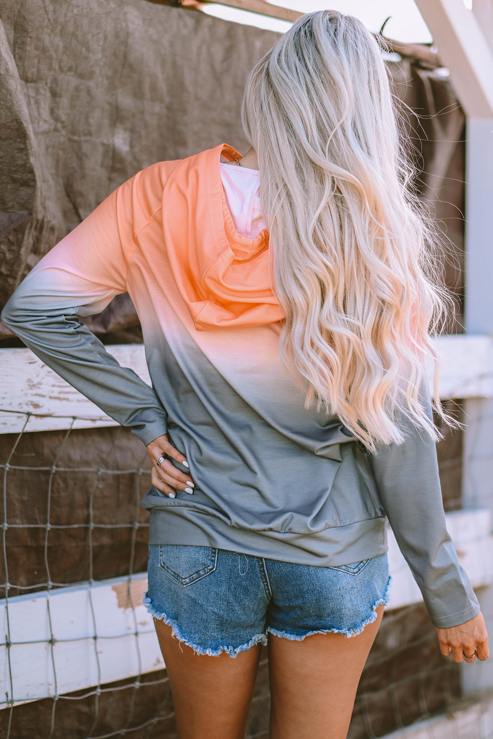 Sweat à capuche zippé avec poche et manches pour pouce dégradé