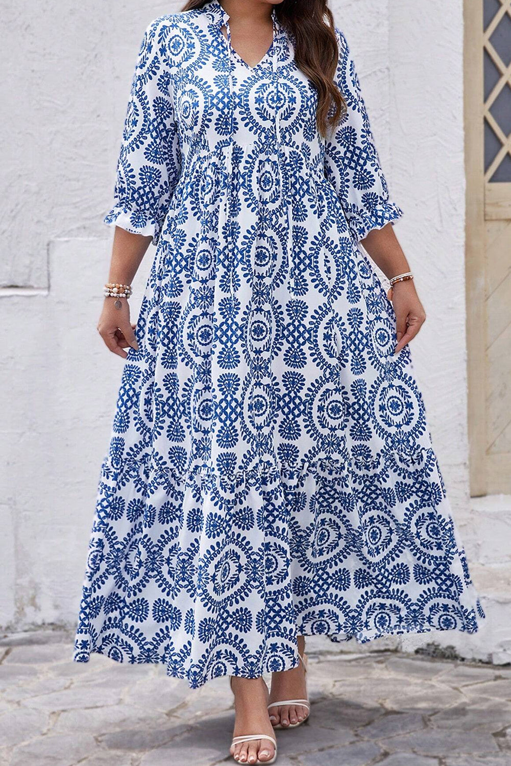 Robe longue a lacets et imprimé géométrique, col cranté, grande taille