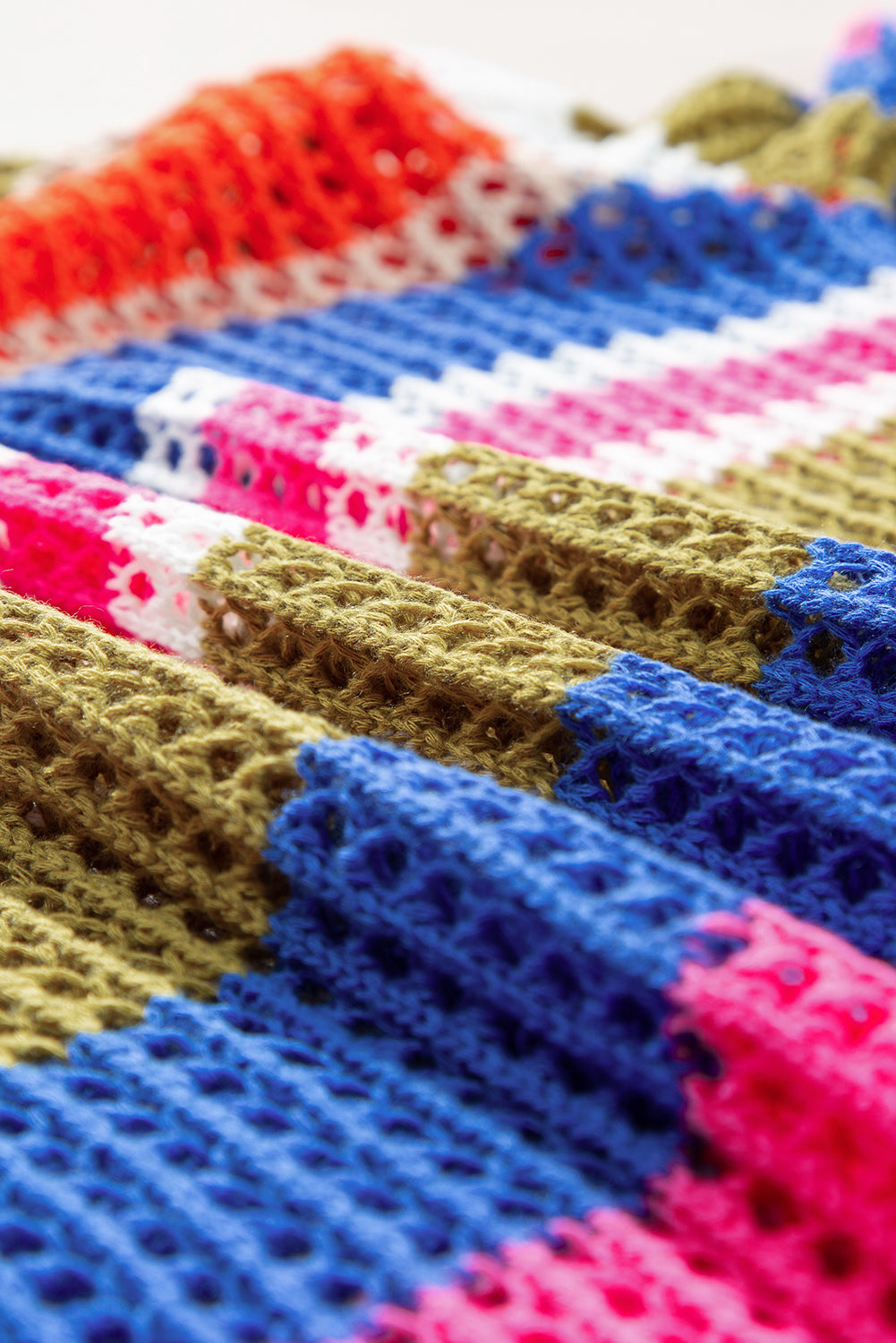 Pull a manches 3/4 au crochet évidé color block