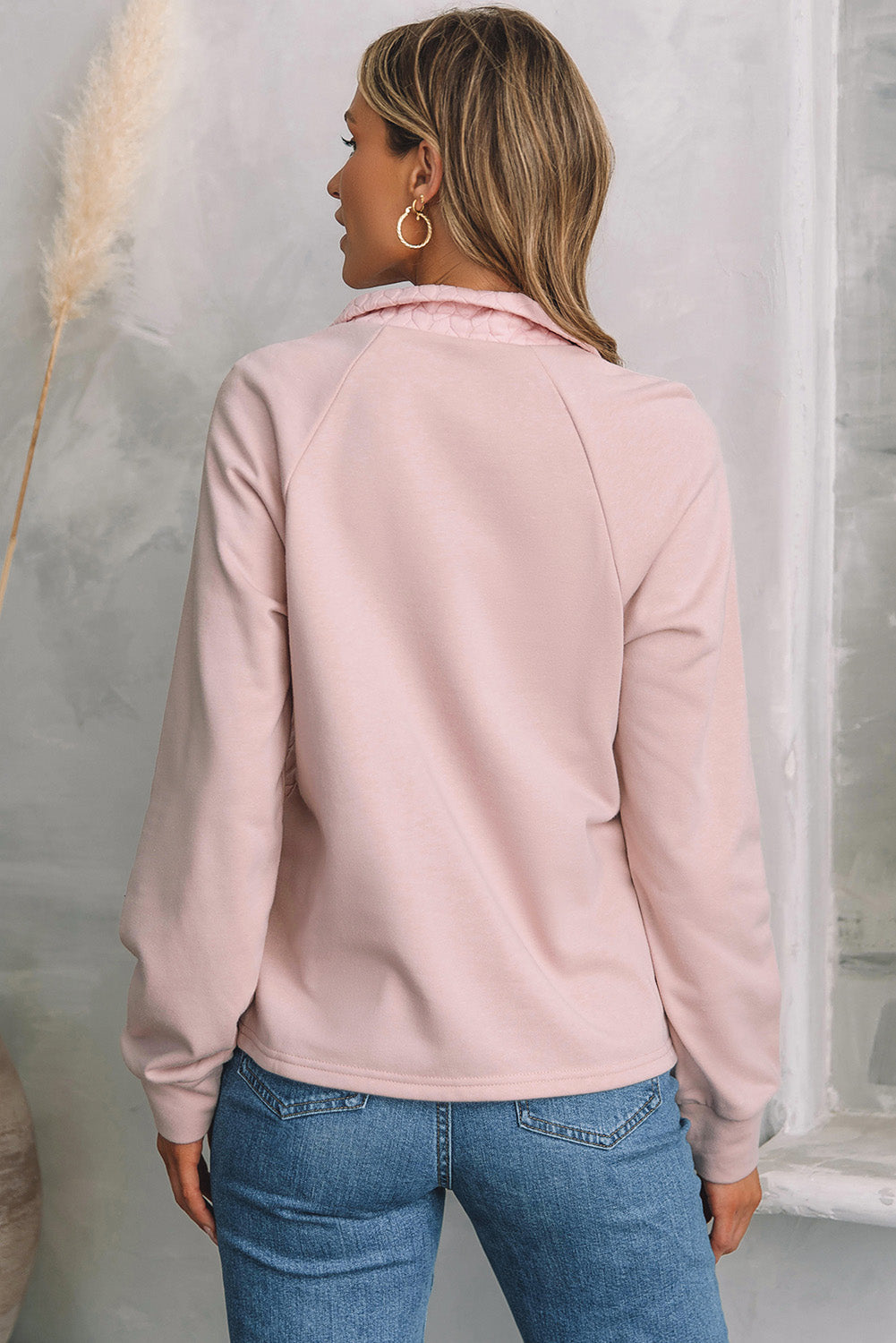 Sweat-shirt texturé à manches raglan et zip quart de longueur