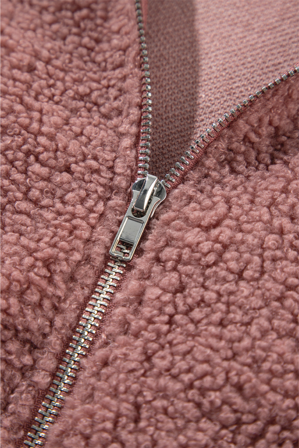 Veste zippée en sherpa patchwork en dentelle avec poignets élastiques