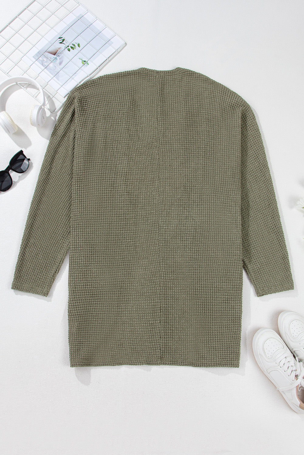 Cardigan grande taille en tricot gaufré a épaules tombantes ouvert sur le devant avec poche