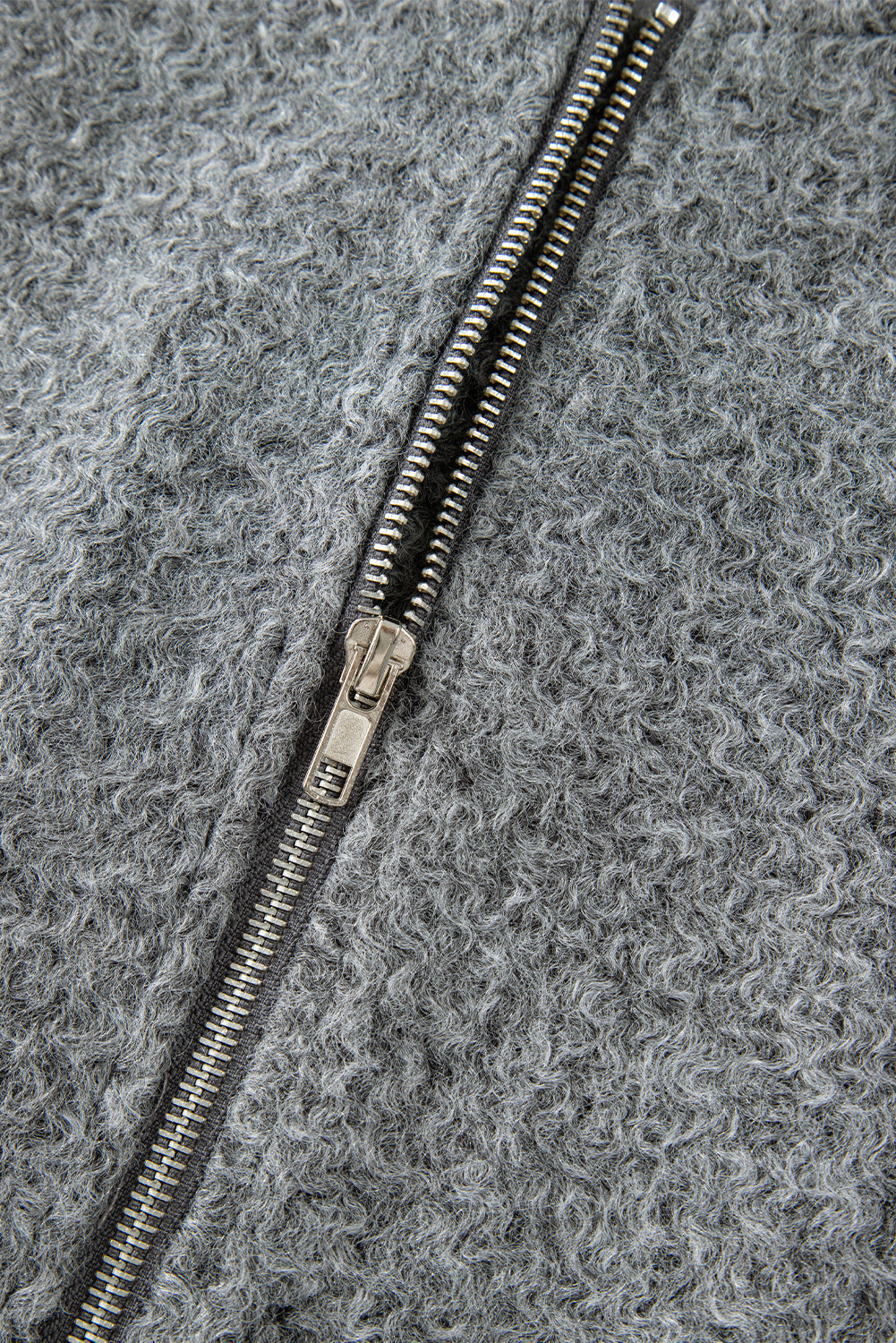 Veste duveteuse zippée a manches avec poches