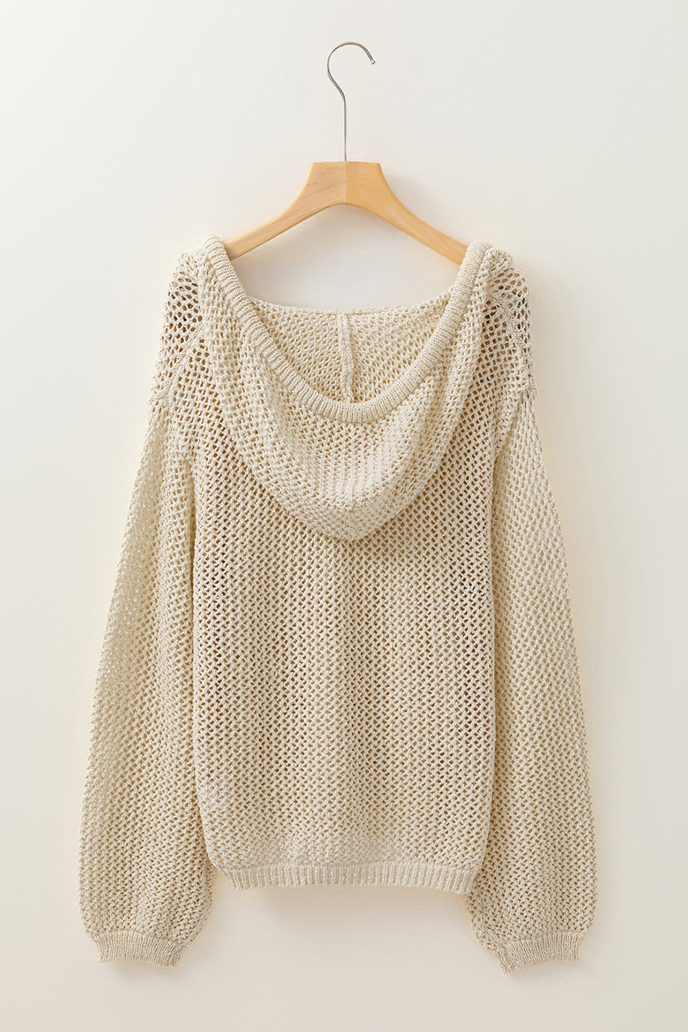 Pull a capuche avec poche kangourou ajourée et col en V