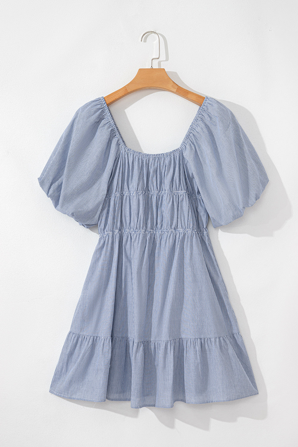 Robe babydoll à manches bouffantes, col carré, froncée et poches