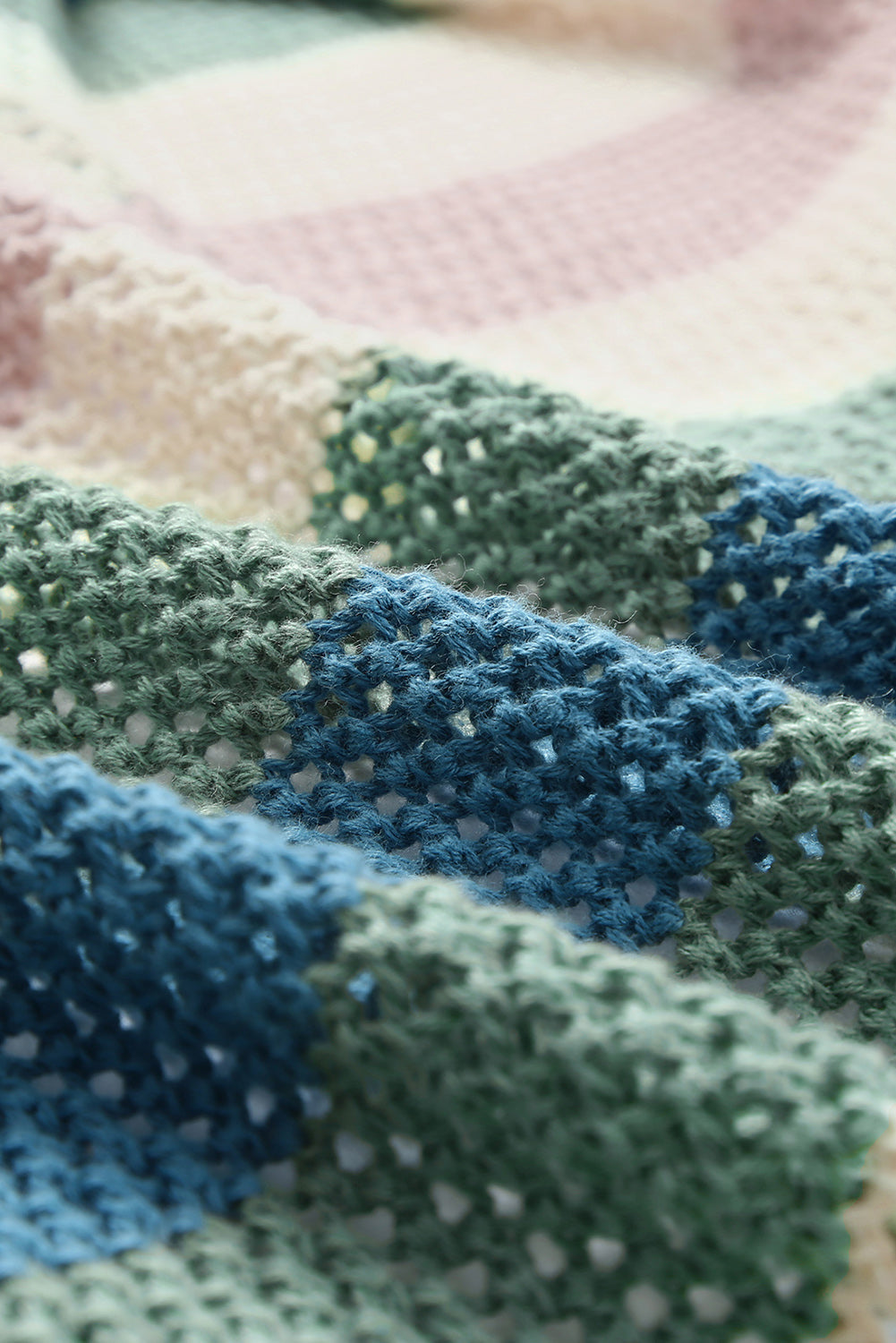 Cardigan en tricot évidé à rayures vertes et blocs de couleurs