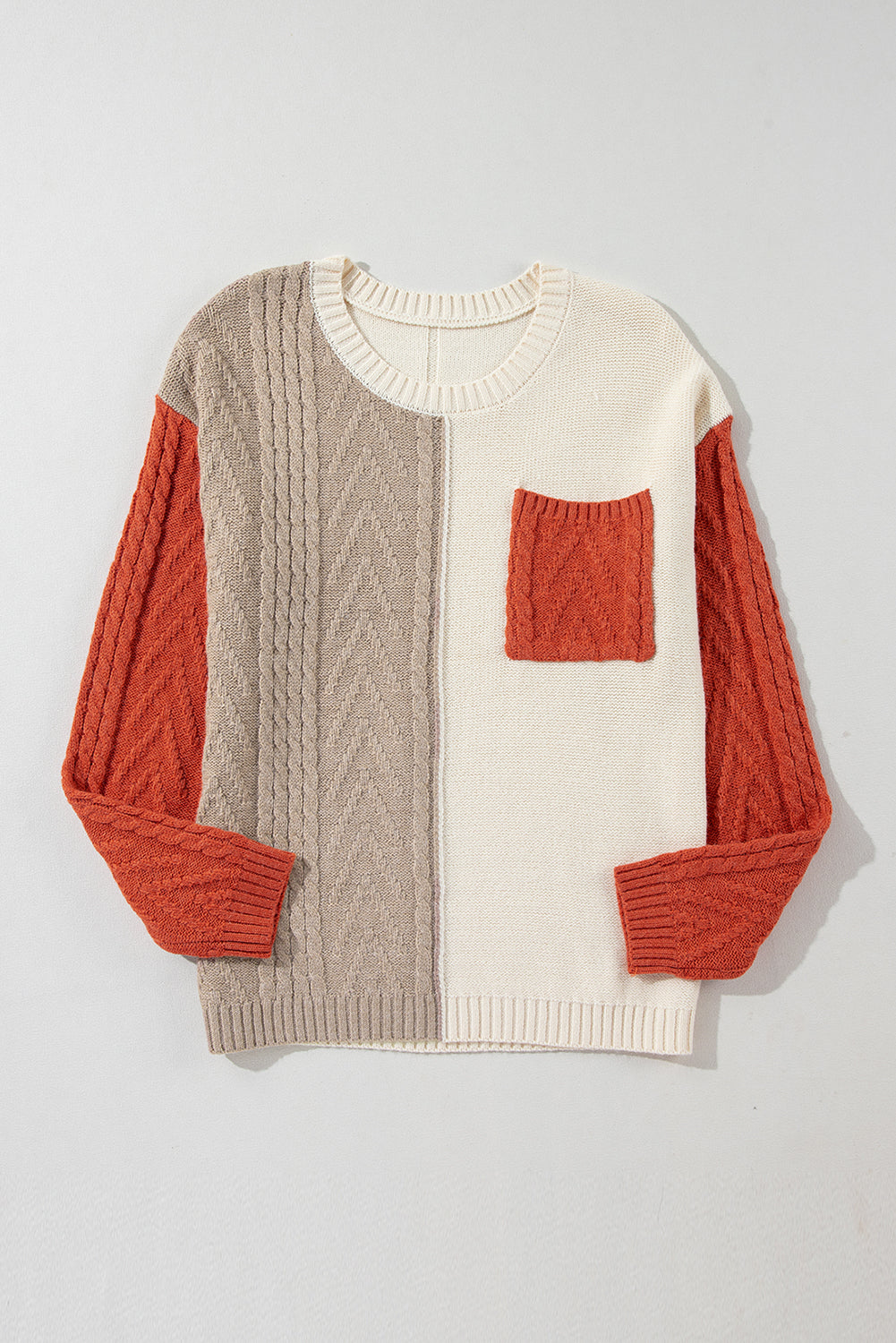 Pull a épaules tombantes et poche plaquée color block