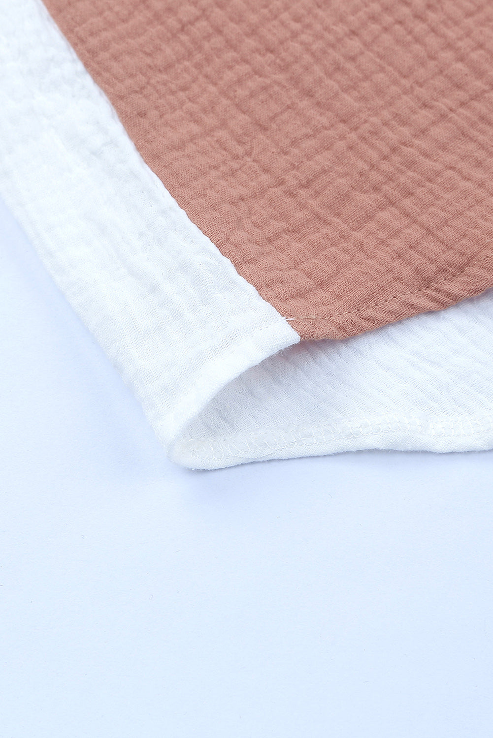 Chemise à manches longues texturée en blocs de couleurs avec poche
