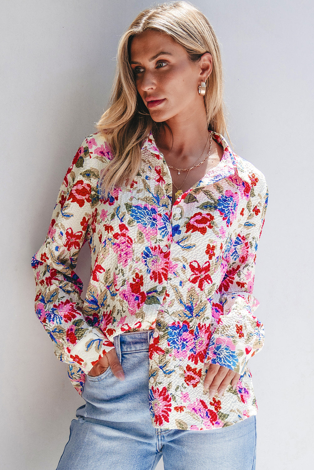 Chemise boutonnée à col rabattu et imprimé floral, coupe slim