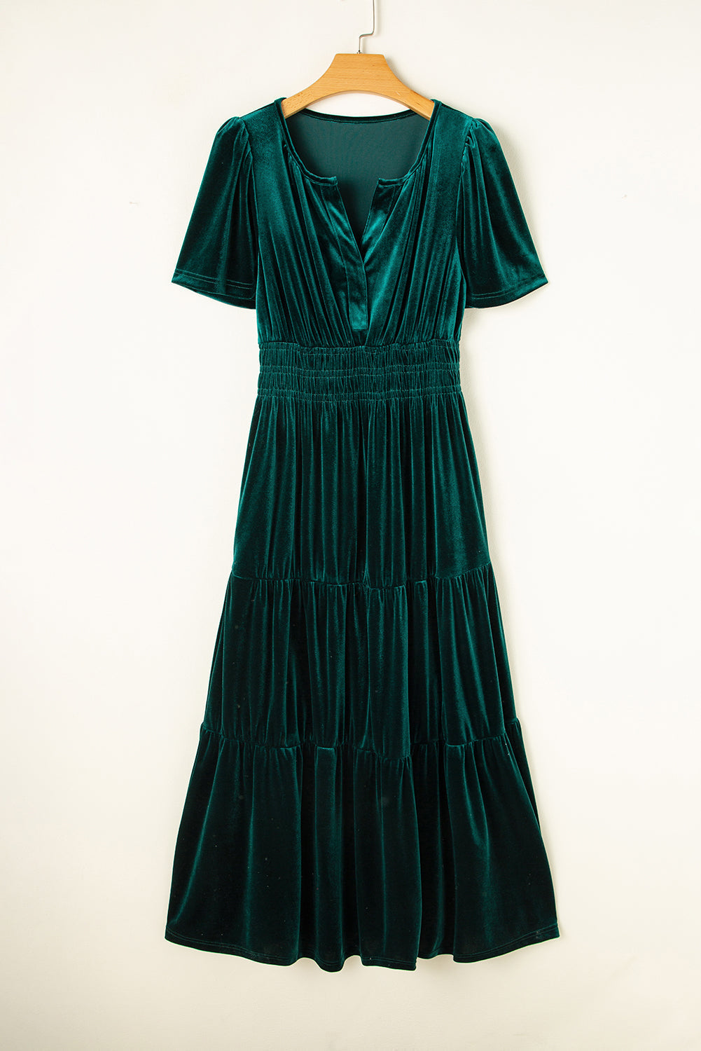 Robe longue en velours a manches courtes et taille froncée a plusieurs niveaux