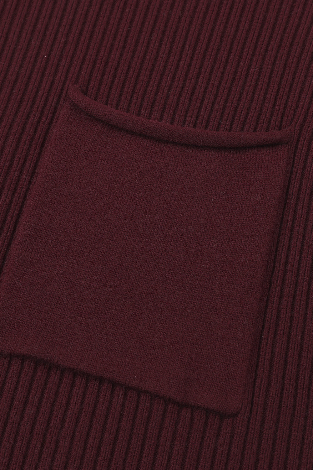 Pull a manches courtes en tricot côtelé avec poche plaquée