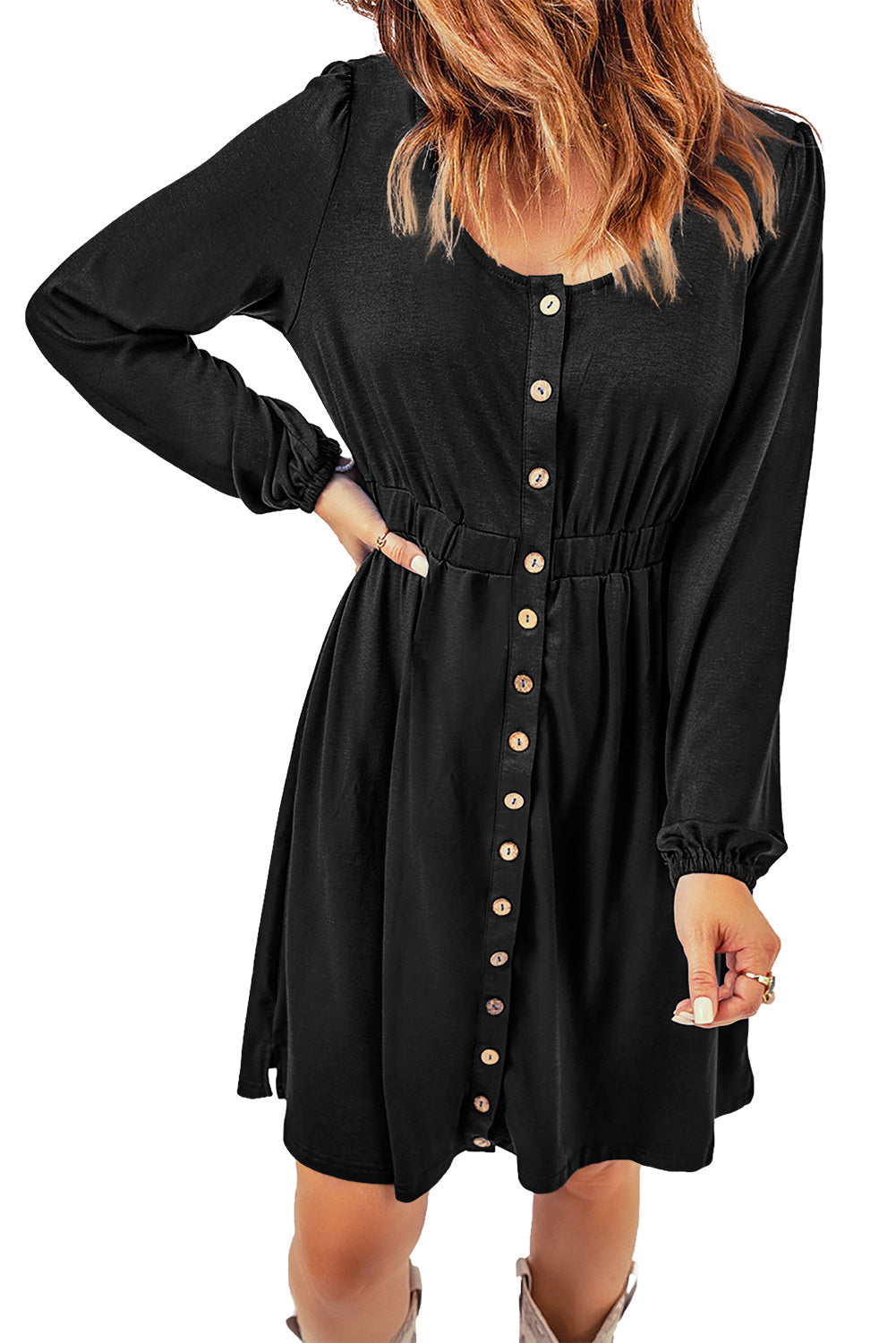 Robe boutonnée a manches longues et taille haute