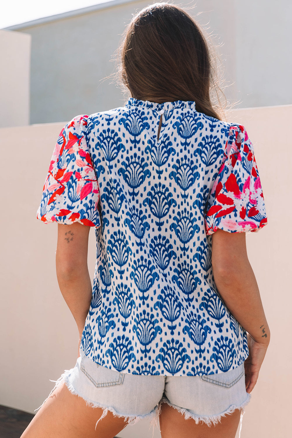 Chemisier à manches bouffantes et col à volants, imprimé floral, style western