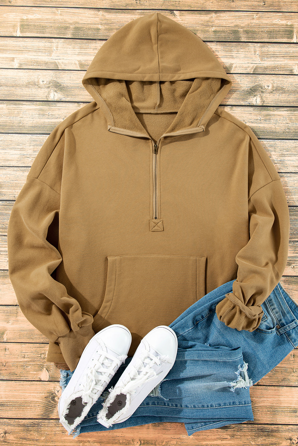 Sweat a capuche ample avec demi-fermeture éclair et poches kangourou doublées en polaire