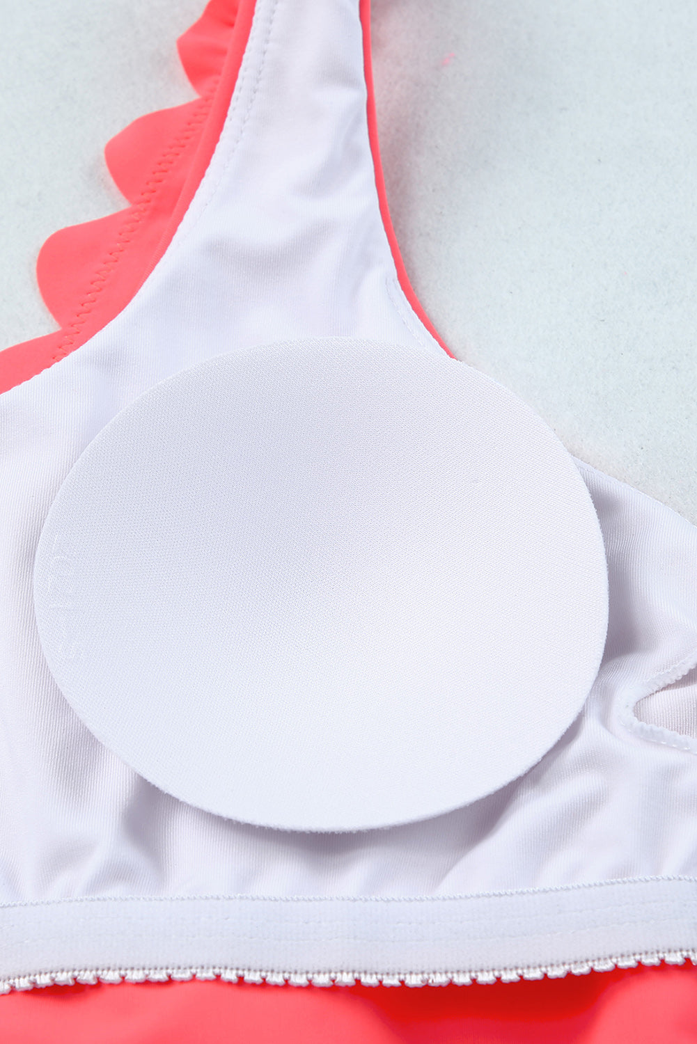 Bikini festonné croisé taille haute