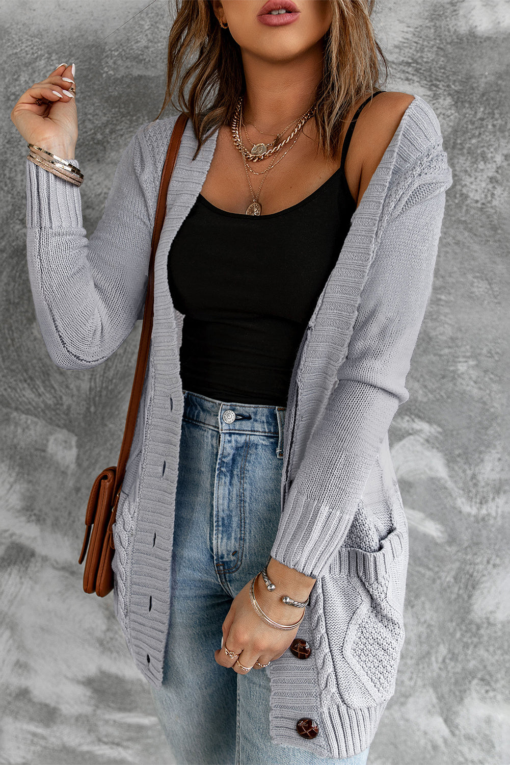 Cardigan avec poche avant et fermeture a boutons
