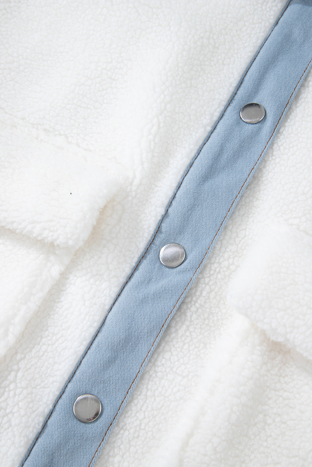 Veste Sherpa boutonnée a bordure contrastée