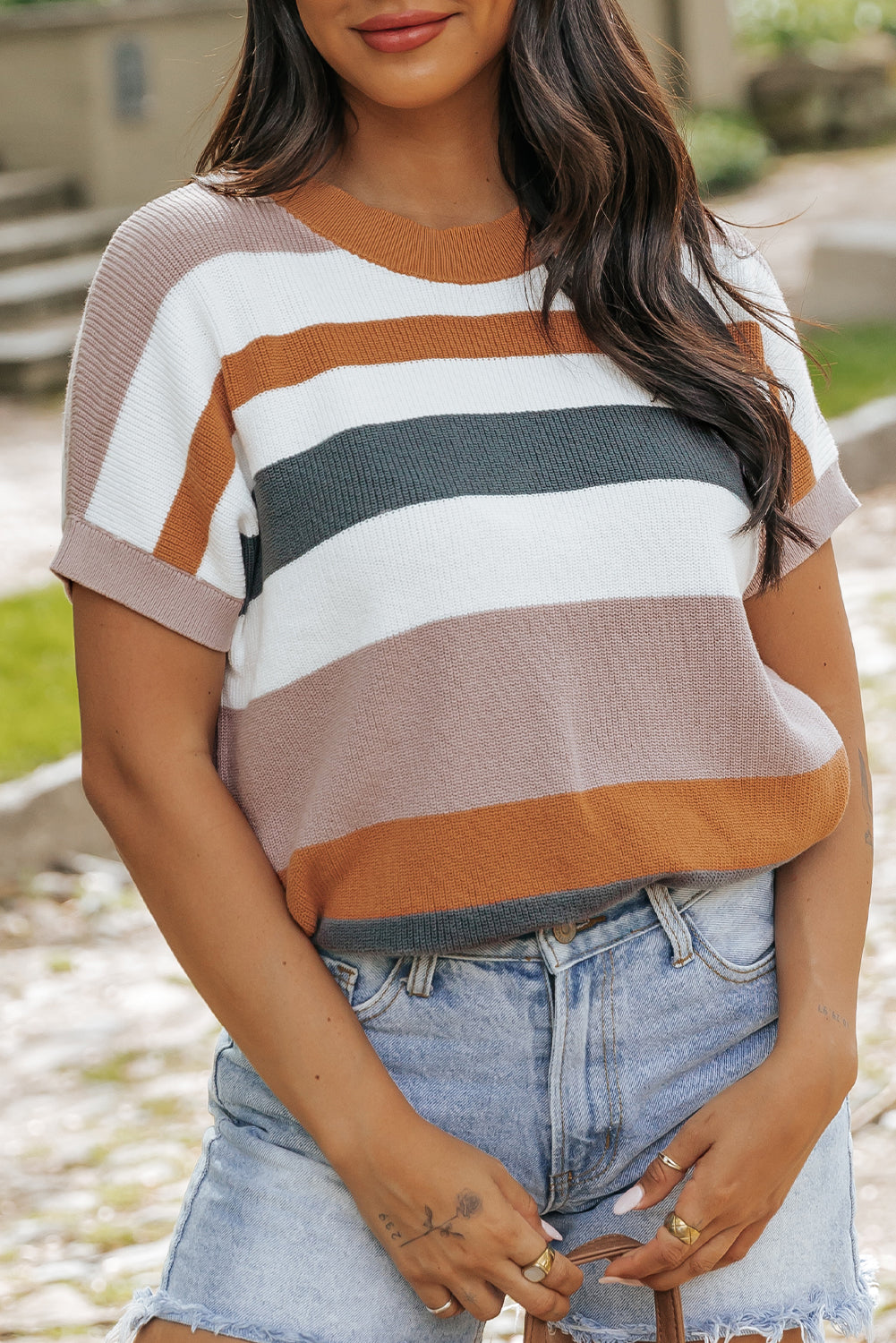 Pull t-shirt a col rond en tricot rayé