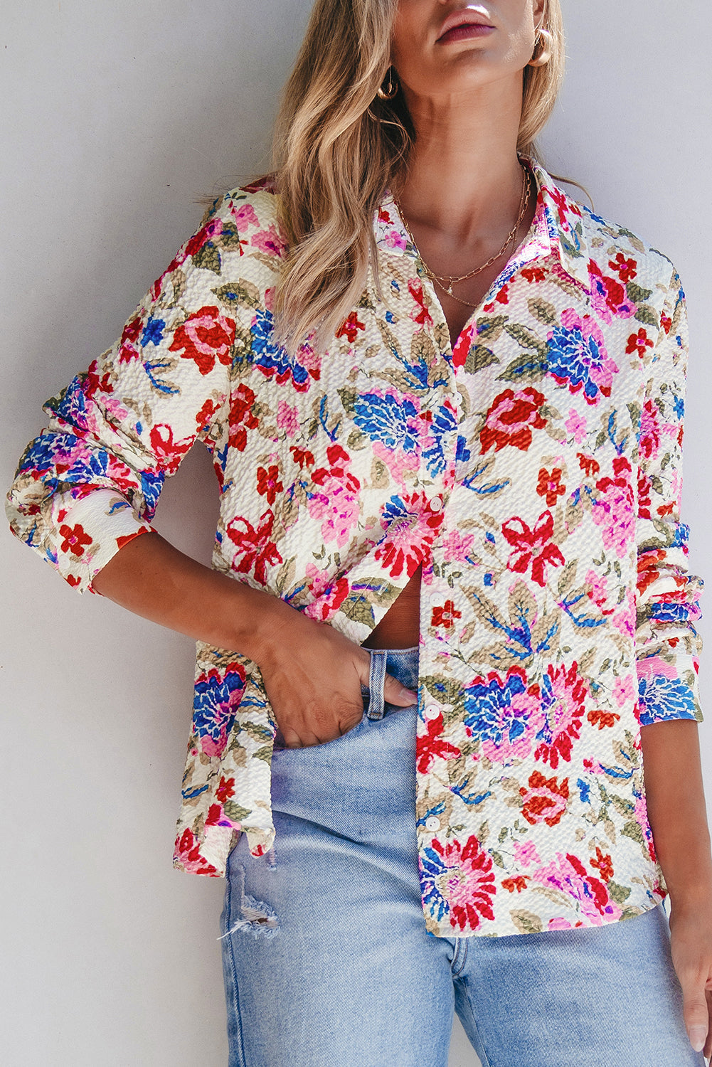Chemise boutonnée à col rabattu et imprimé floral, coupe slim