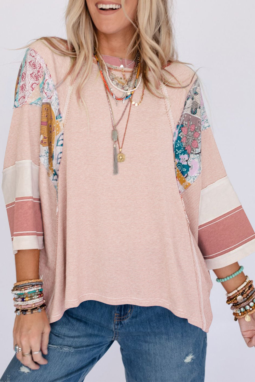 Haut oversize patchwork a fines rayures et blocs de couleurs