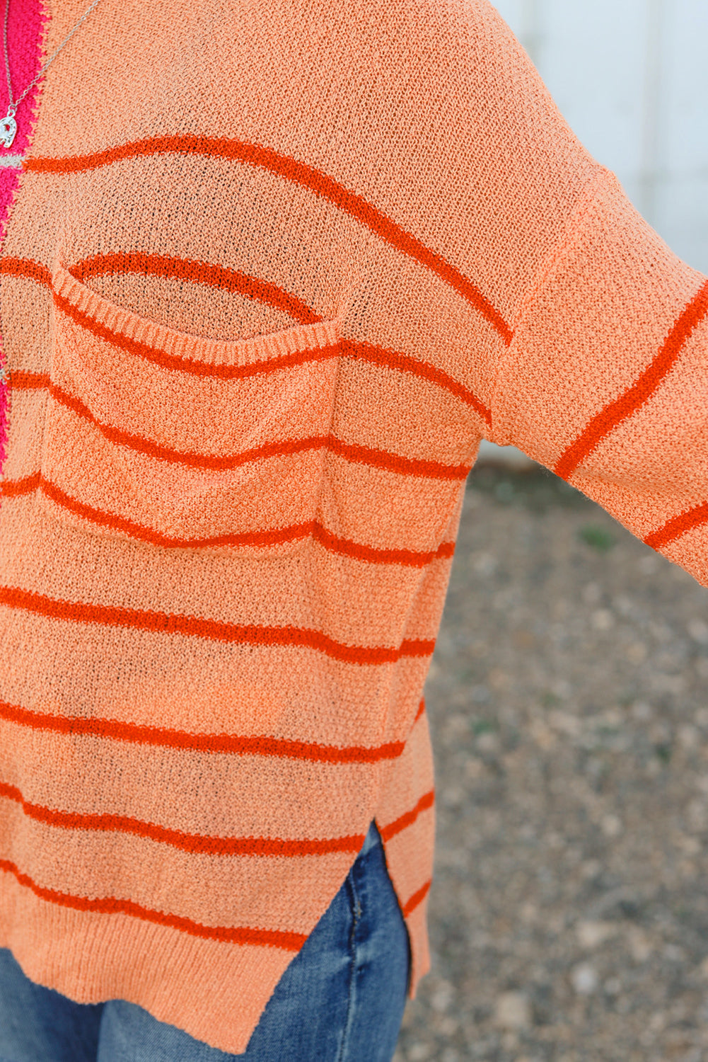 Pull en tricot à rayures et blocs de couleurs, coupe ample