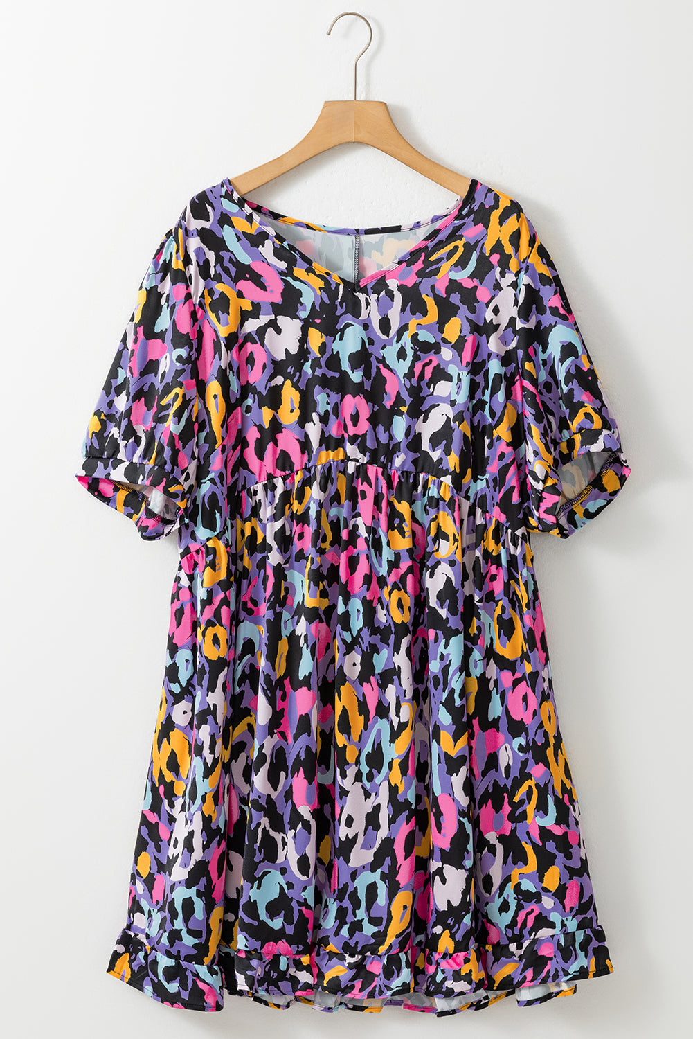 Mini-Robe Léopard à Volants et Col en V Grande Taille