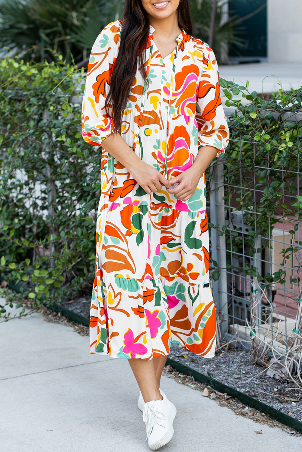 Robe longue a volants et col en V a imprimé floral