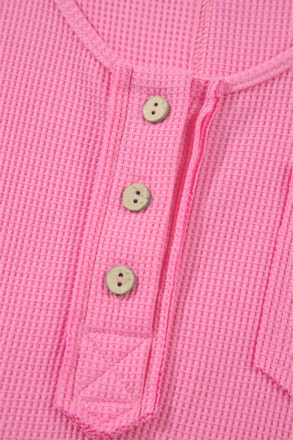 Robe trapèze à manches longues et col rond, texturée et boutonnée, à volants