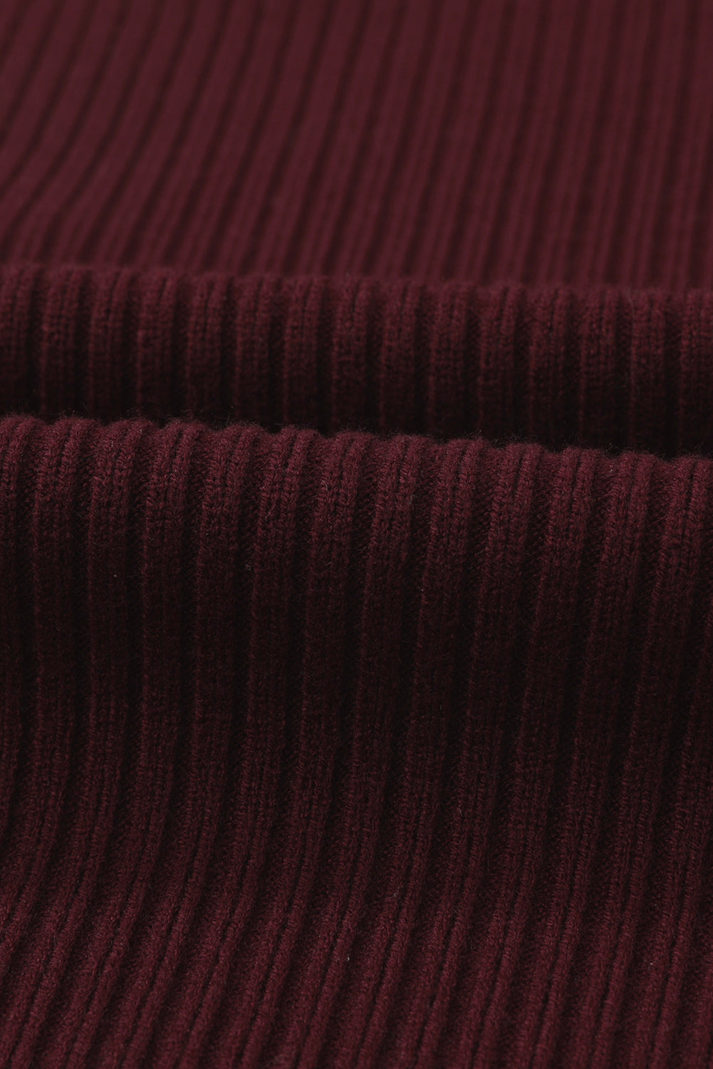 Pull a manches courtes en tricot côtelé avec poche plaquée