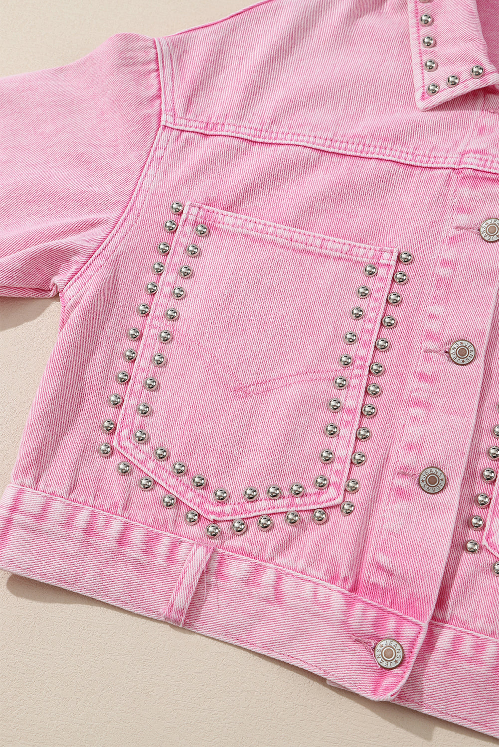 Veste en jean à poches cloutées et rivets