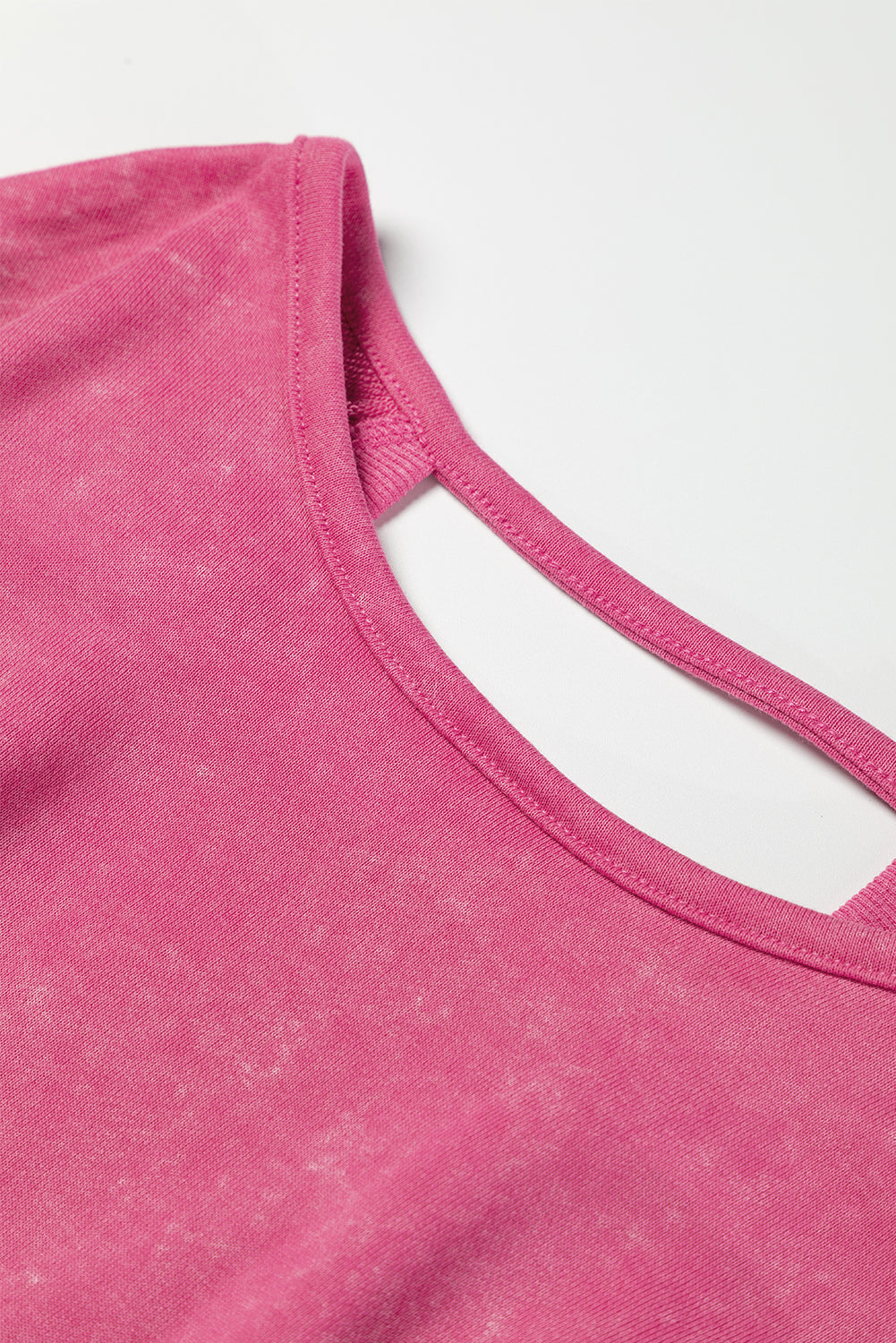 Sweat-shirt en forme de V à dos ouvert et délavé à l'acide