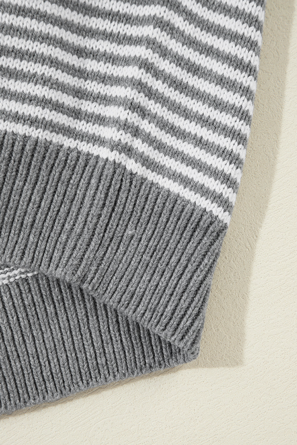 Pull texturé géométrique à épaules tombantes