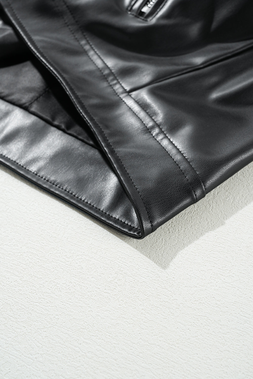 Veste zippée a col a revers en cuir PU