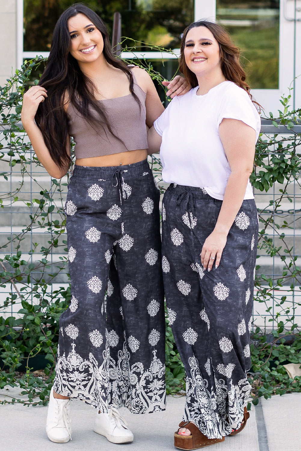 Pantalon large a taille avec cordon de serrage imprimé bohème